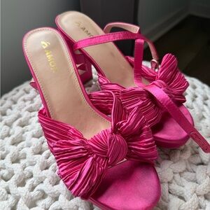 Hot Pink Satin Heels – Size 8.5